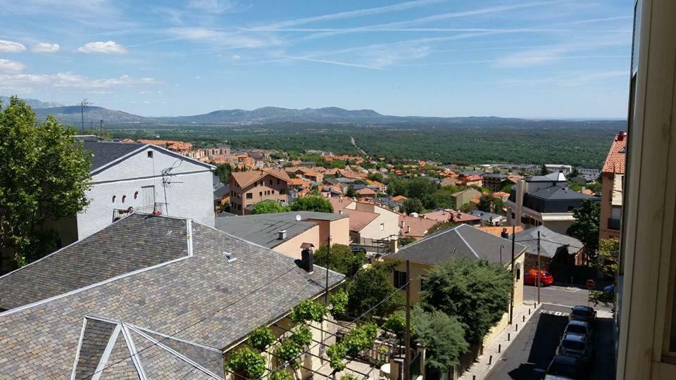 ホテルDuplex El Escorial サン・ロレンソ・デ・エル・エスコリアル エクステリア 写真